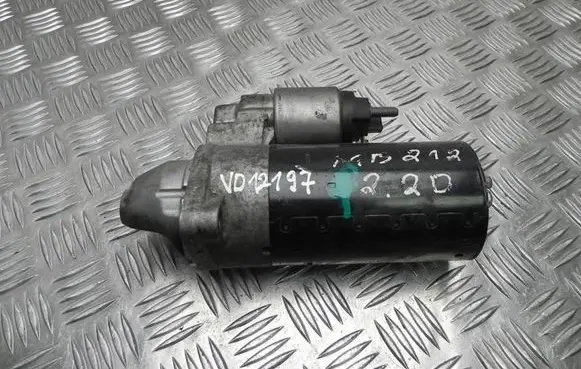 Mercedes-Benz E W212 Starter motor A6519062300 VD12197