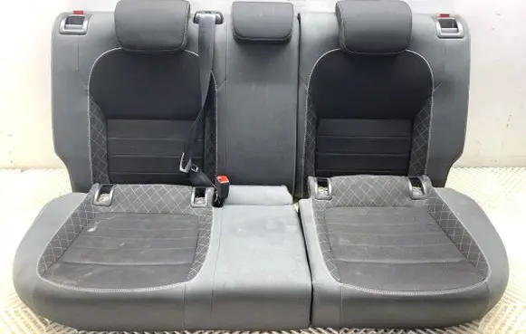 Skoda Fabia Mk3 (NJ) Second row seats 