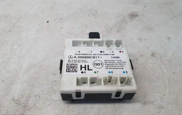 Mercedes-Benz C W205 Door control unit/module A2059001811