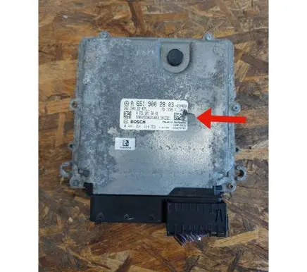 Mercedes-Benz Vito Viano W447 Engine control unit/module A6519002803 0281031244