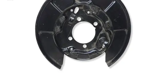 Toyota RAV 4 (XA40) Rear brake disc plate dust cover 4650442040