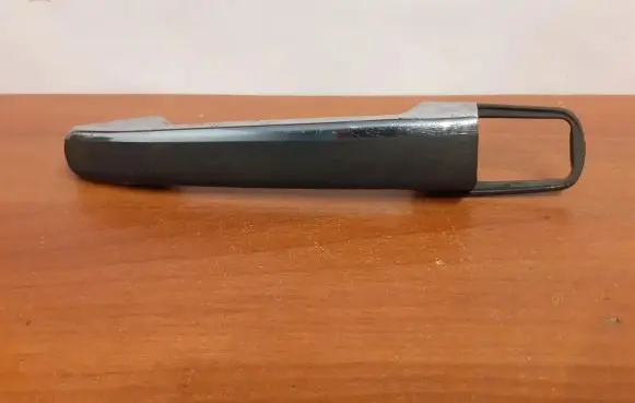 Mercedes-Benz E W210 Front door exterior handle 2027660205 11738