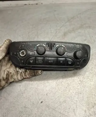 Mercedes-Benz C W203 Climate control unit 2038300785