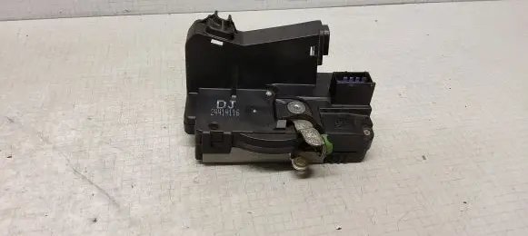Opel Zafira A Front door lock DJ24414116