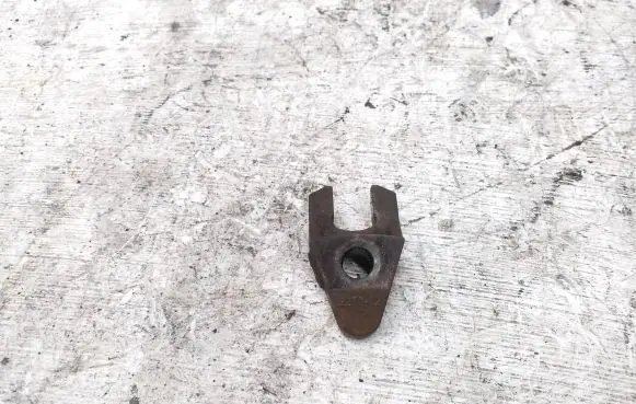 Peugeot Expert Fuel Injector clamp holder 927012