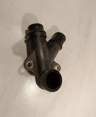 Jaguar XF X260 Engine coolant pipe/hose G4D38A544AA