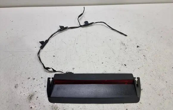 Volkswagen PASSAT CC Third/center stoplight