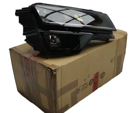 Skoda Karoq Headlight/headlamp 57B941016F