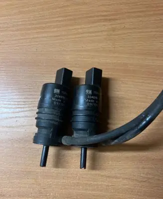 Opel Antara Windscreen/windshield washer pump 13250356 3240115