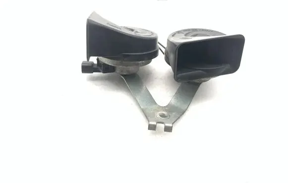 Jaguar XK - XKR Horn signal 6W8313A803A C2P4228