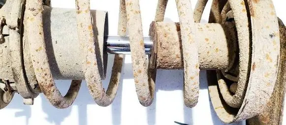 Opel Astra F Front coil spring 