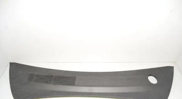 Tesla Model 3 Wiper trim 108167500E 108169200C 108167502B