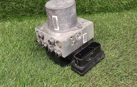 Volkswagen Tiguan ABS Pump 5N0614109AR