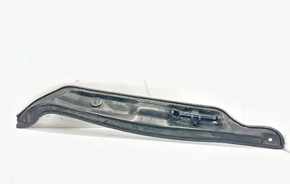 Skoda Octavia Mk2 (1Z) Other engine bay part 1k0805275