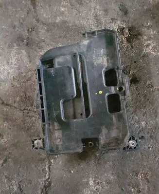 Hyundai i30 Battery box tray 