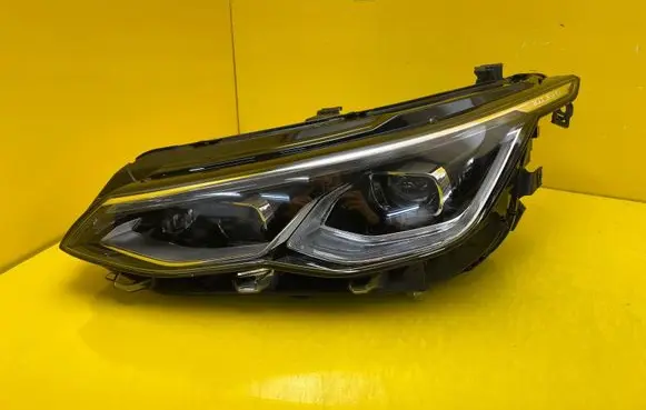 Volkswagen Golf VIII Headlight/headlamp 5H1941113K