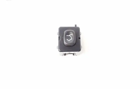 Jeep Grand Cherokee Tailgate/boot open switch button 04602751AA