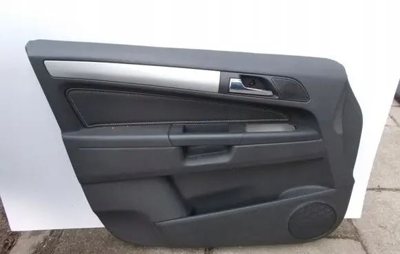 Opel Zafira B Front door card panel trim NE48401