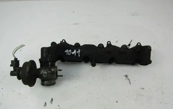 Ford Mondeo Mk III Intake manifold 2S709424BD