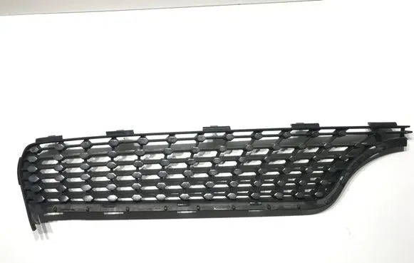 Mercedes-Benz A W176 ACC Distronic radar sensor grill/trim 