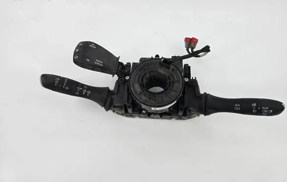 Renault Kadjar Wiper turn signal indicator stalk/switch 8341r 14ANE48012AE4