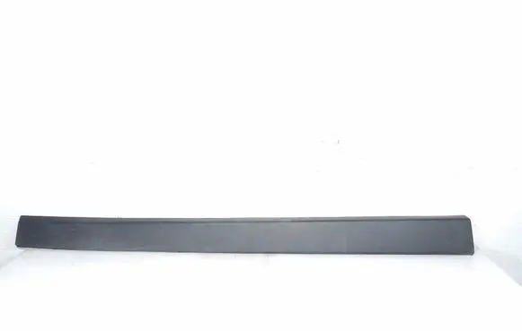 BMW X1 E84 Front bodywork piece 51137352091