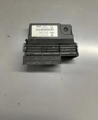 Audi Q7 4L Current control relay 4F0907280E F005S00292