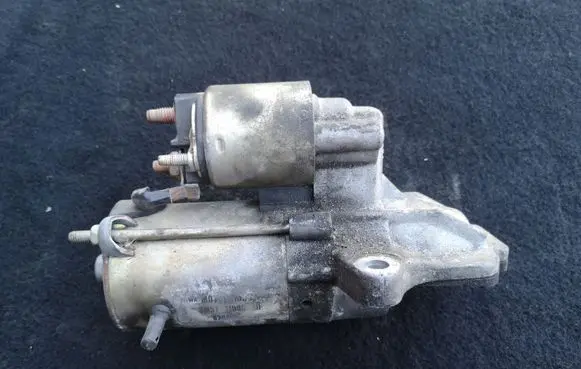Ford Focus C-MAX Starter motor 3M5T11000AD