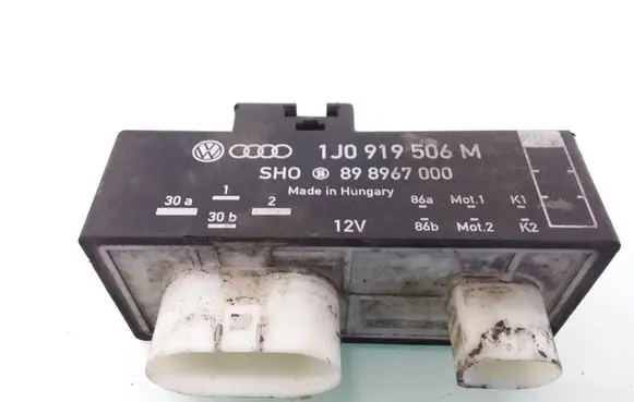 Seat Ibiza III (6L) Coolant fan relay 1J0919606M 898967000