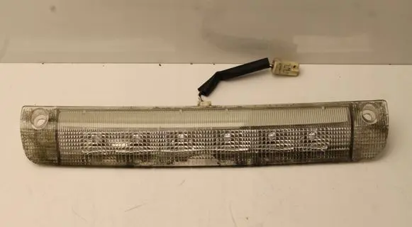 Toyota RAV 4 (XA30) Third/center stoplight 2005R