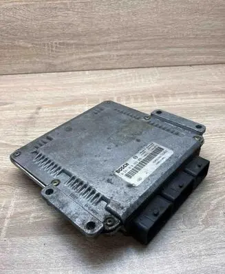 Renault Laguna II Engine control unit/module ECU HOM8200126462 0281010482 8200121886