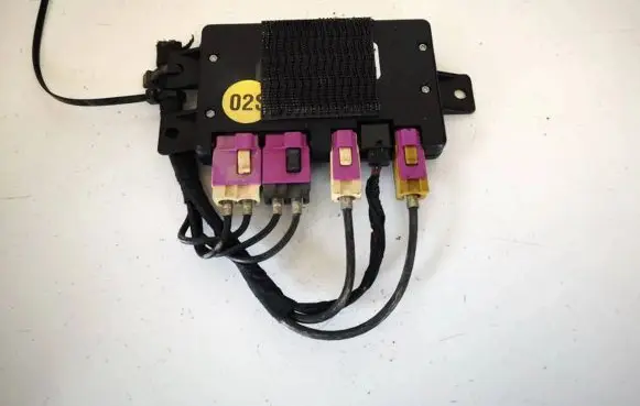 Antenna control unit