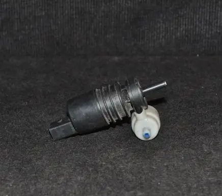 Opel Insignia A Windscreen/windshield washer pump 13250357