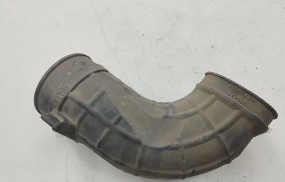 Air intake hose/pipe