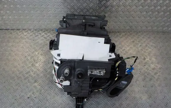 Peugeot 2008 II Interior heater climate box assembly 9826065380