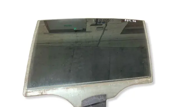 BMW 7 F01 F02 F03 F04 Rear door window glass 