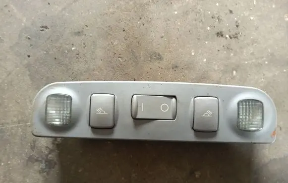 Audi A3 S3 8L Rear seat light 8l4947111