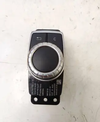 Mercedes-Benz GLA W156 X156 Head unit multimedia control A2469001309 A2469013302 12857096