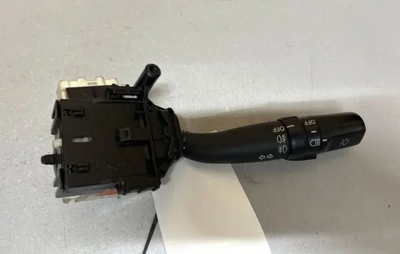 Toyota Corolla Verso E121 Other switches/knobs/shifts 05110