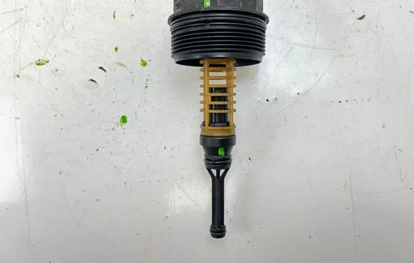 Mercedes-Benz Sprinter W906 Oil filter cover A6111800210