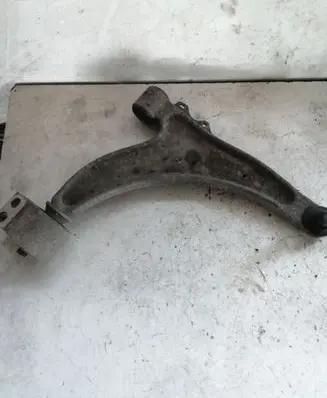 Opel Insignia A Front lower control arm/wishbone 