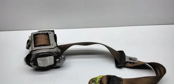 Middle seatbelt (rear)