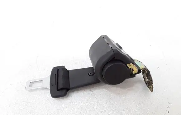 Volkswagen PASSAT B5.5 Middle seatbelt (rear) 3B0857813B