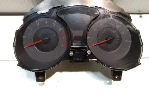 Nissan Juke I F15 Speedometer (instrument cluster) 1TU0CLZRI 1112280031