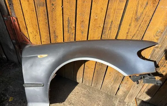 BMW 3 E46 Fender