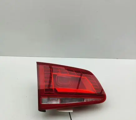 Volkswagen Touareg II Tailgate rear/tail lights 7P6945307 7P6945425