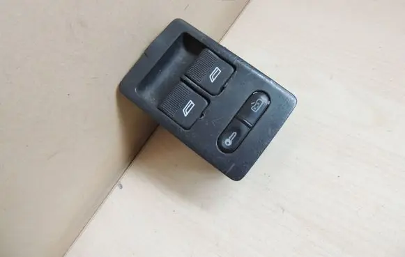 Volkswagen Polo Light switch 959549 959539