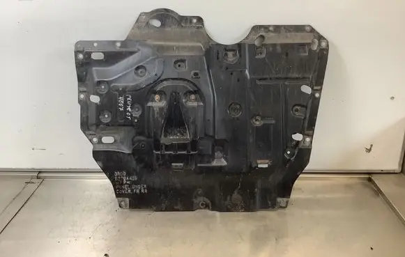 Peugeot 4007 Engine splash shield/under tray 5370A459