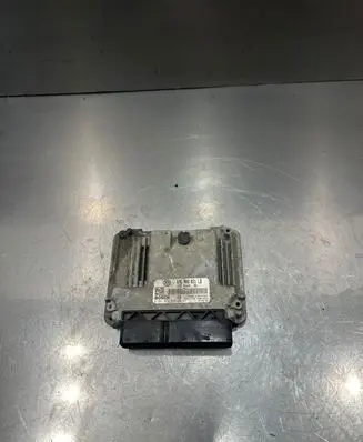 Volkswagen Touran I Engine control unit/module 03G906021LB 1039S17180 0281013238