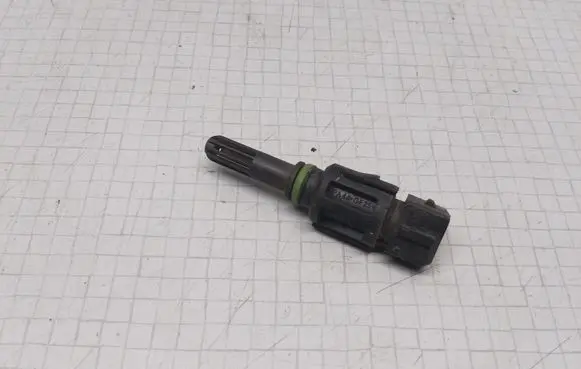 BMW 3 E46 Intake air temperature sensor 13621739510